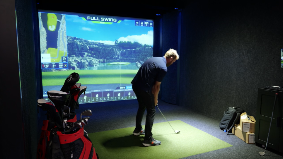 golf simulation Panasonic